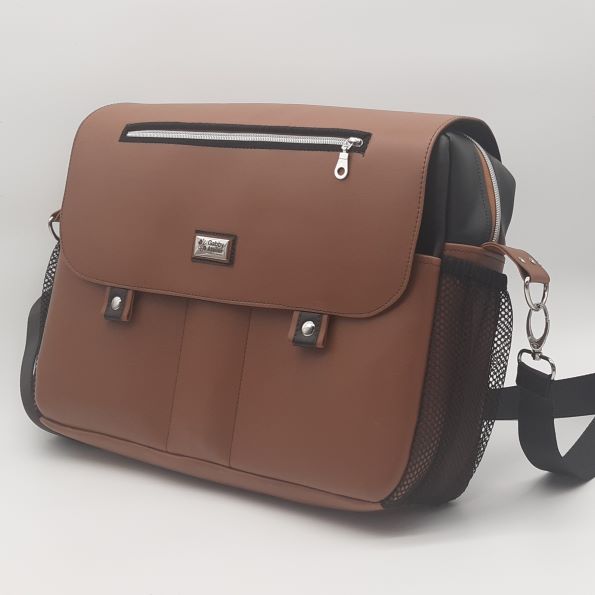 Caramel Loren, women's bag - This is a high-quality, well-finished, medium-sized handmade shoulder bag made in the UK.